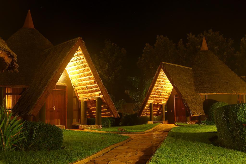 Farm Of Dreams Lodge คาราทู ภายนอก รูปภาพ